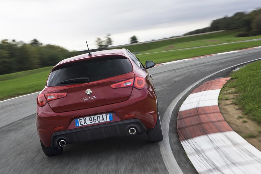  Alfa Romeo Giulietta Sprint 2014 года  (фото 4 из 70)